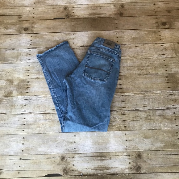 wrangler relaxed fit flex